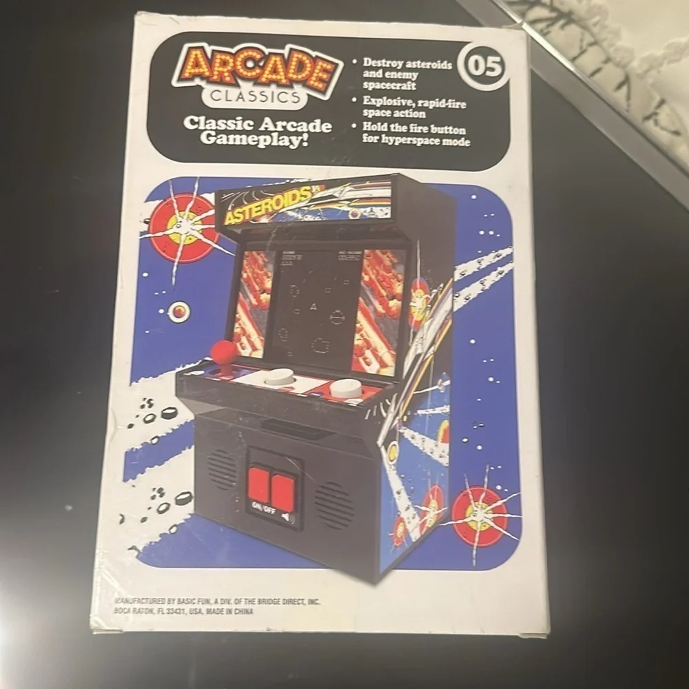 Arcade Classics Asteroids hand held arcade game NIB